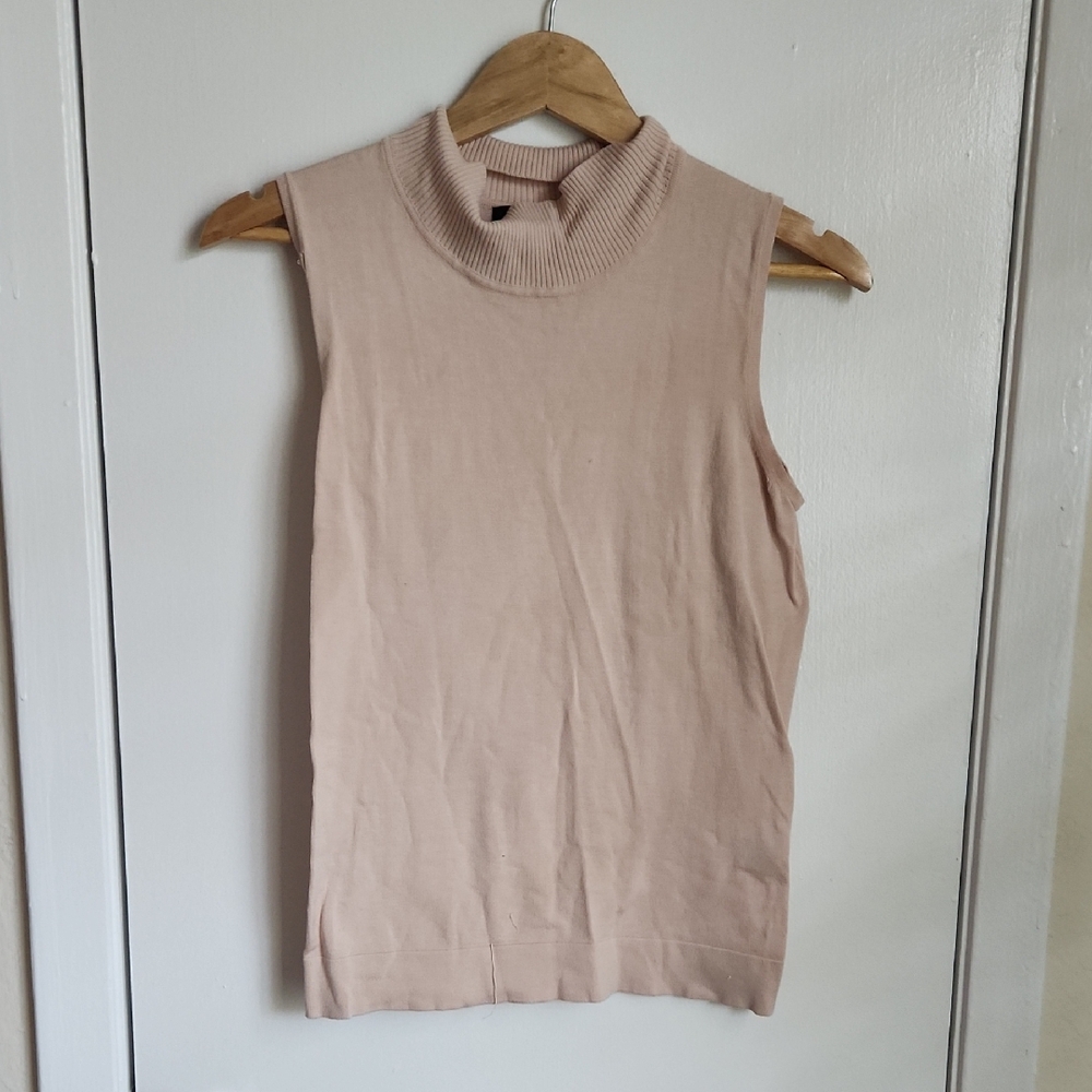 August Silk Sleeveless Tank Top - Light Pink